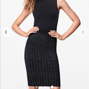 Wilfred Black Stripes Tight Pencil Skirt Small